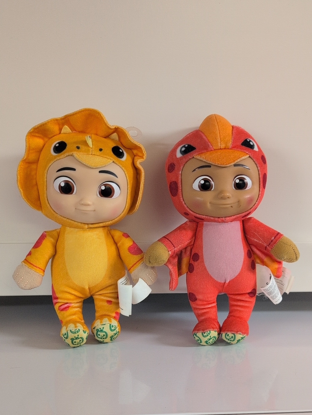 Cocomelon Plush Pair Yellow And Red Plush Doll Baby Plush Doll Dino Costume Red
